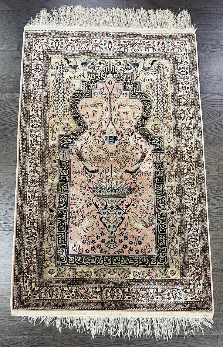 Amazing vintage decorative Turkish silk rug - Hakiemie Rug Gallery