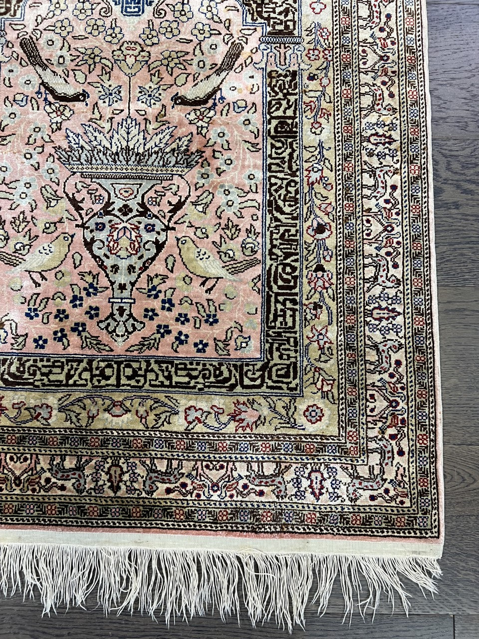 Amazing vintage decorative Turkish silk rug - Hakiemie Rug Gallery