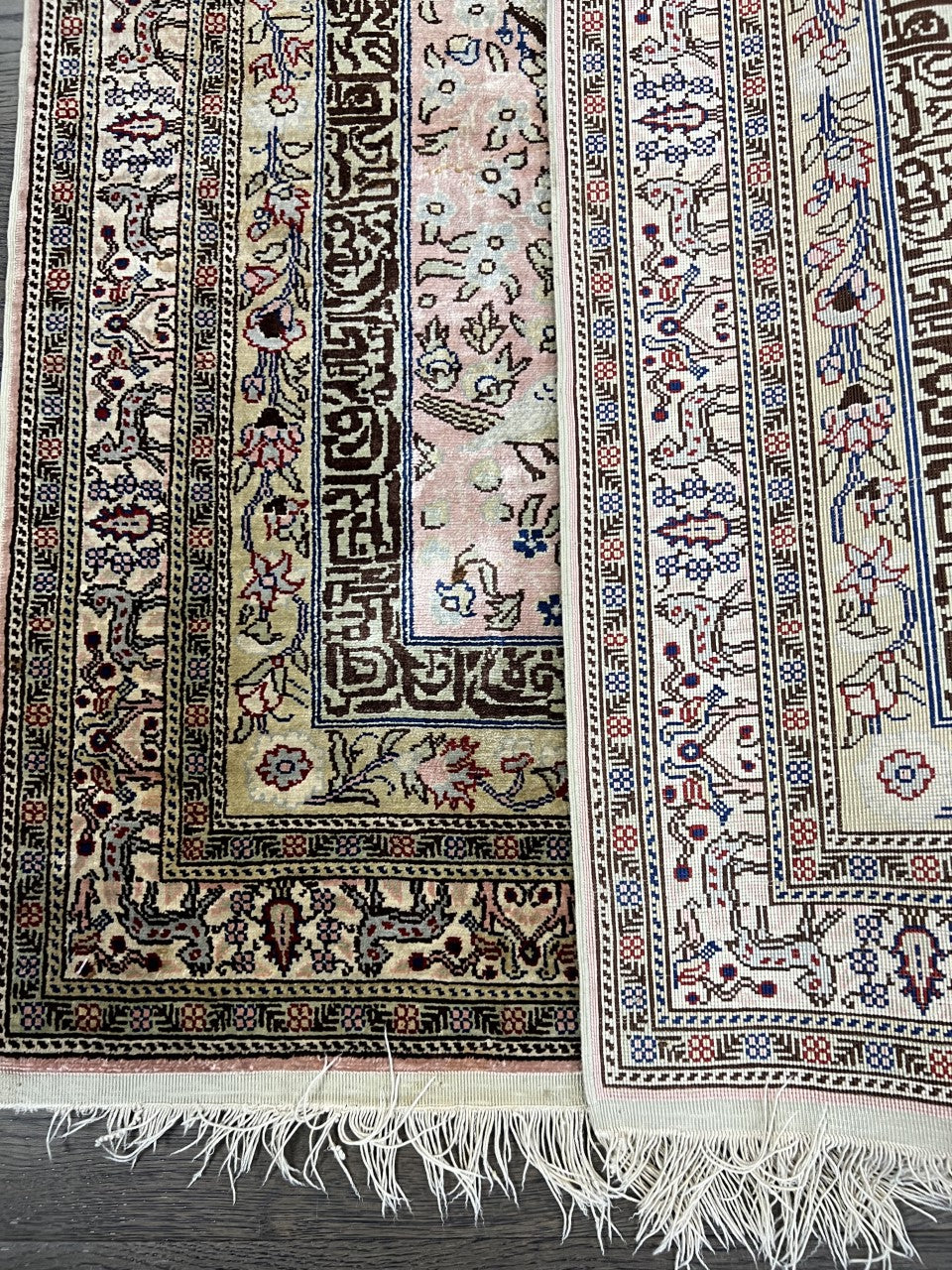Amazing vintage decorative Turkish silk rug - Hakiemie Rug Gallery