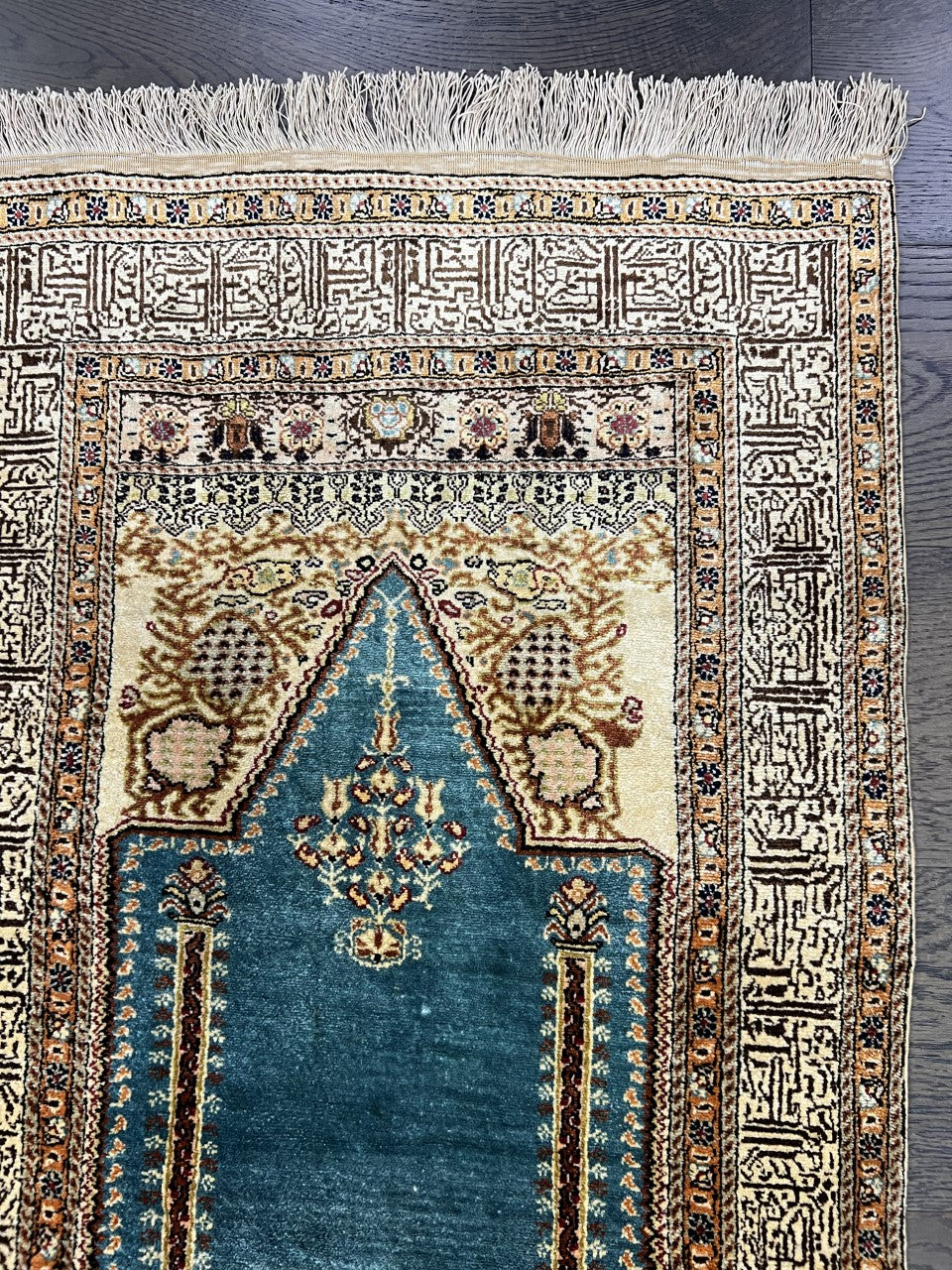 Wonderful old decorative Turkish Kaisary silk rug - Hakiemie Rug Gallery