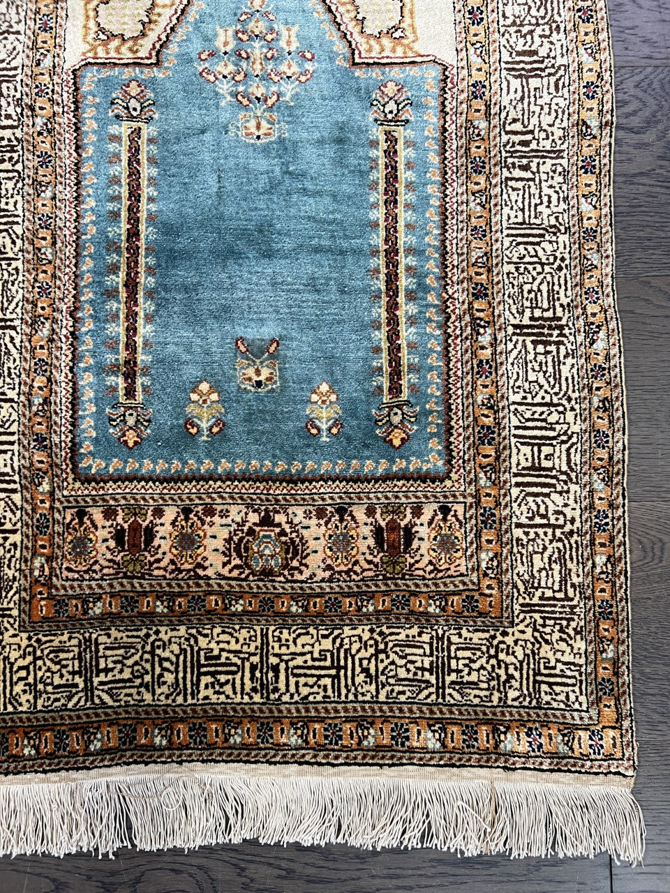 Wonderful old decorative Turkish Kaisary silk rug - Hakiemie Rug Gallery
