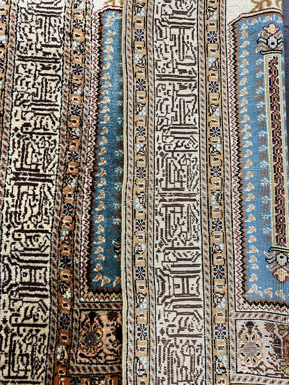 Wonderful old decorative Turkish Kaisary silk rug - Hakiemie Rug Gallery