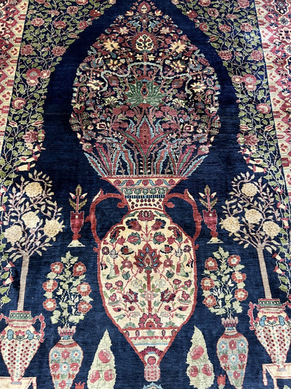 Amazing vintage decorative Indian silk rug - Hakiemie Rug Gallery