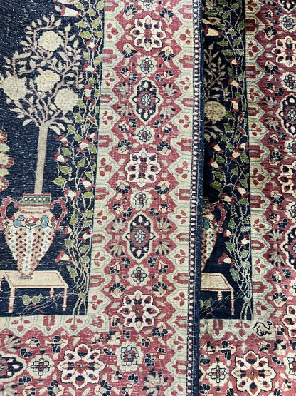 Amazing vintage decorative Indian silk rug - Hakiemie Rug Gallery