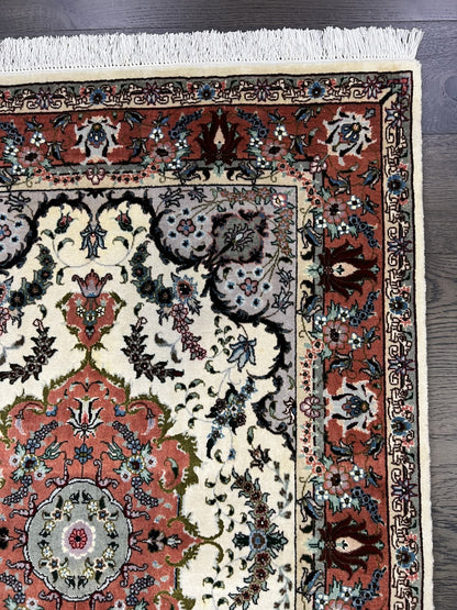 Stunning vintage Handmade Tabriiz rug - Hakiemie Rug Gallery